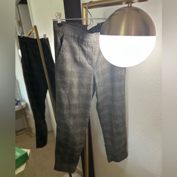 Aritzia Conan Cropped Wool Plaid Trousers - Picture 3 of 10